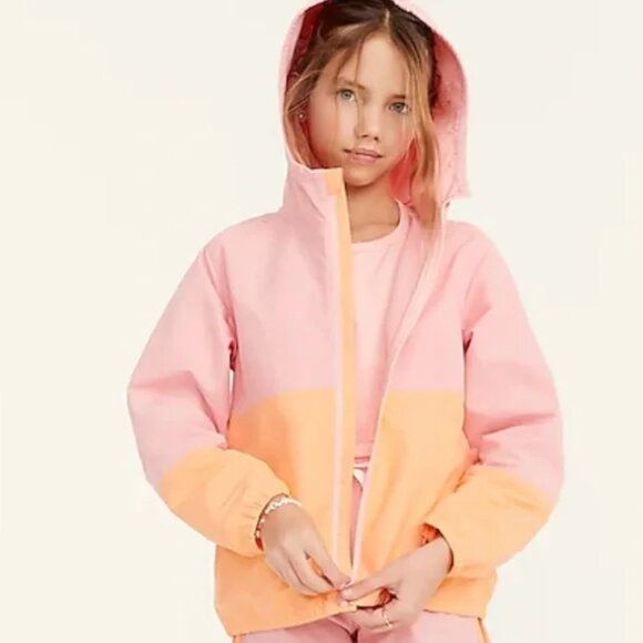 Girls’ Windbreaker in Colorblock with UPF 50+ - Picture 2 of 10